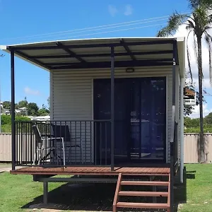 blue-dolphin-caravan-park.queenslandhotels.net/
